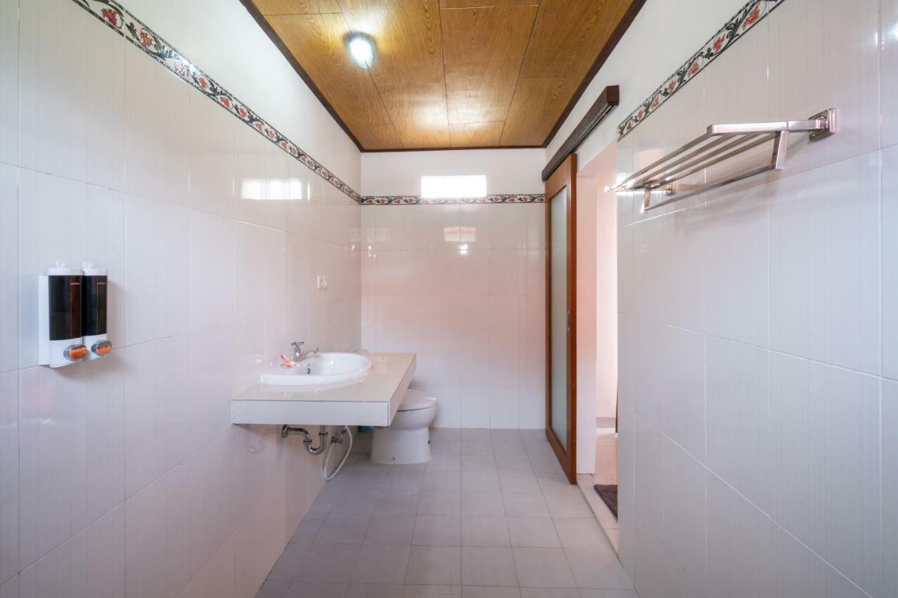 Anugrah Sari Homestay By Wizzela Lembongan Exterior photo